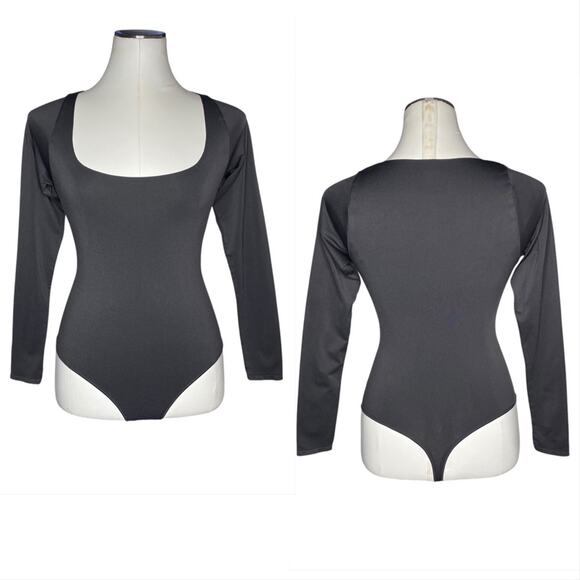 Skims Essential Long Sleeve Scoop Neck Bodysuit size L/XL - Picture 1 of 8